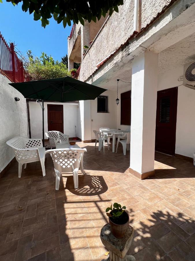 Casa Vacanze Febo Lägenhet Palermo Exteriör bild